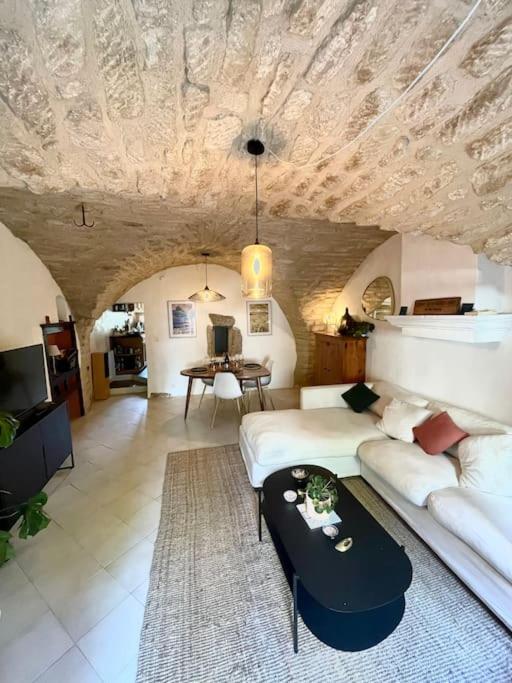 Charmante Maison De Village Au Pied Du Luberon Cabrieres-d'Aigues Esterno foto